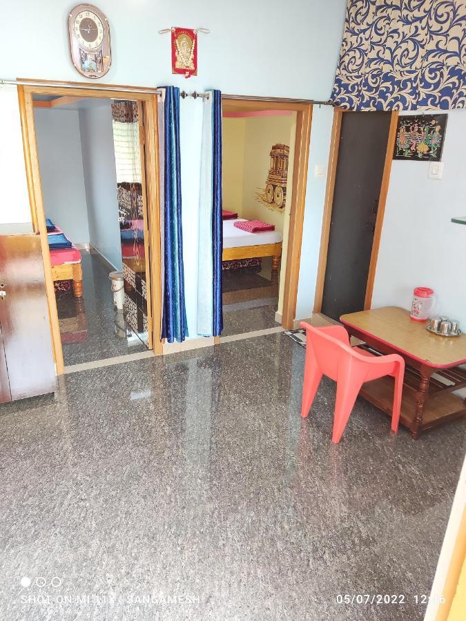 Vaibhav Home Stay Hampi Exterior photo