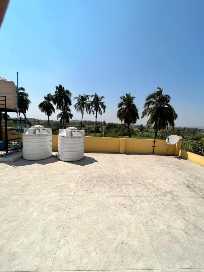Vaibhav Home Stay Hampi Exterior photo